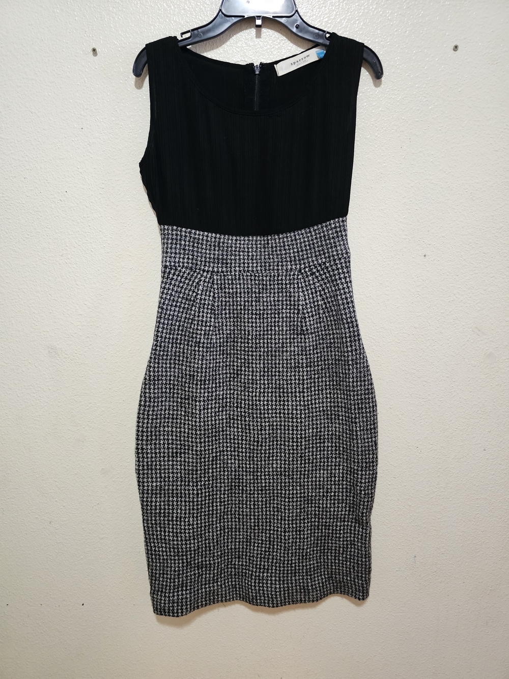 Vintage Anthropologie Sparrow Merino Wool Houndstooth Sheath Dress